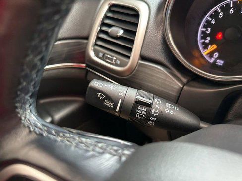 Certified 2021 Jeep Grand Cherokee Limited image 25