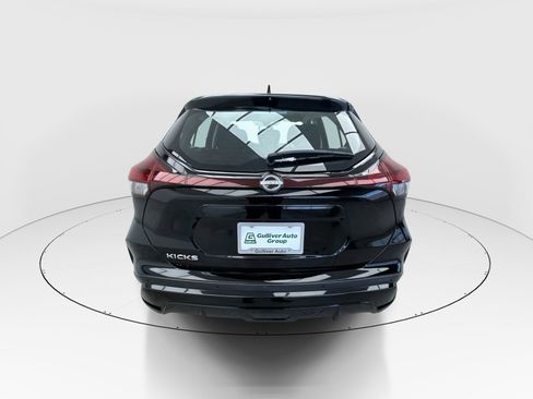 Used 2022 Nissan Kicks S image 7