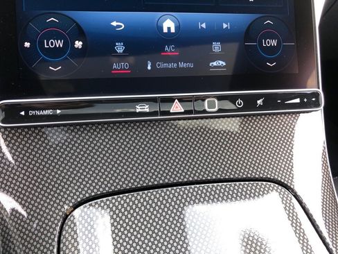 Certified 2023 Mercedes-Benz C 300 4MATIC Sedan image 29