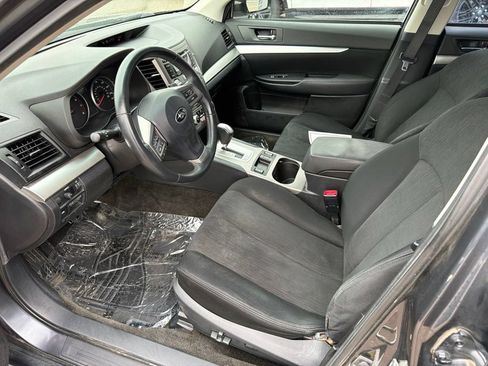 Used 2013 Subaru Legacy 2.5i Premium w/ All-Weather Pkg AWD/4WD image 11