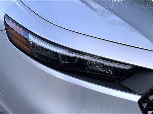 Used 2024 Honda Accord EX image 27