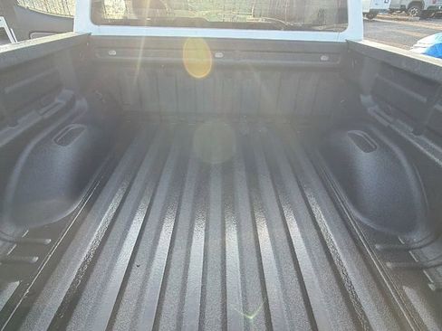 Used 2020 GMC Canyon 2WD Crew Cab w/ Convenience Package image 10