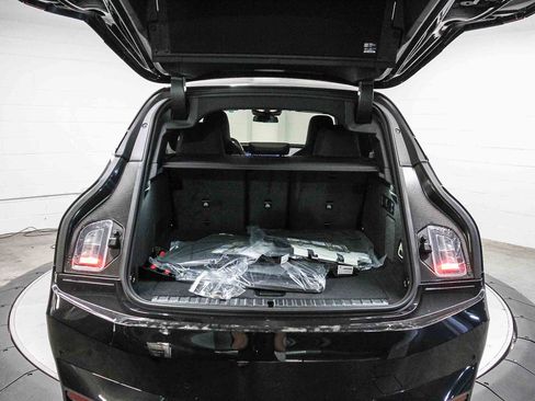 New 2026 BMW iX xDrive60 w/ Premium Package image 26