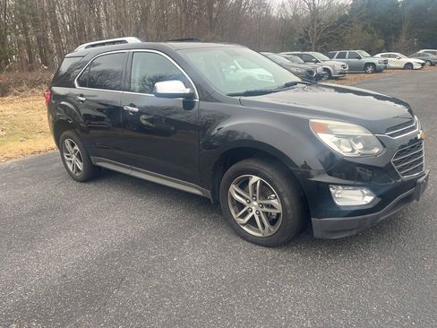 Used 2016 Chevrolet Equinox LTZ w/ Enhanced Convenience Package image 6