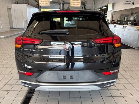 Used 2021 Buick Encore GX Preferred w/ Cold Weather Comfort Package image 4