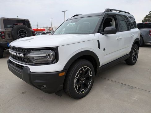 New 2025 Ford Bronco Sport Outer Banks image 7