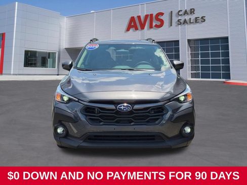 Used 2025 Subaru Crosstrek 2.5i Premium AWD/4WD image 2