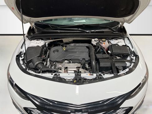 Used 2023 Chevrolet Malibu LT w/ Redline Edition FWD image 32