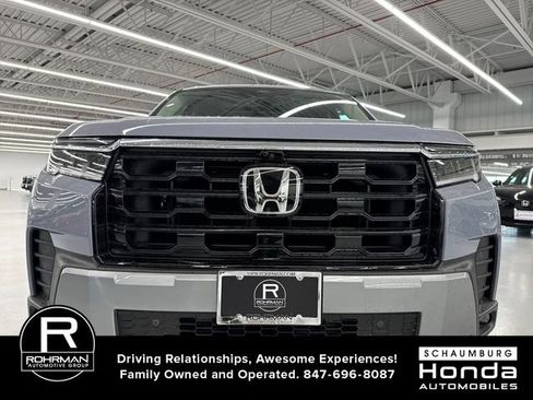 Used 2026 Honda Pilot Touring image 29