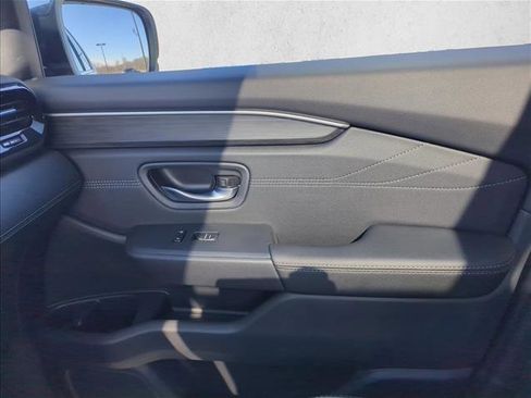 Used 2026 Honda Pilot Touring image 17