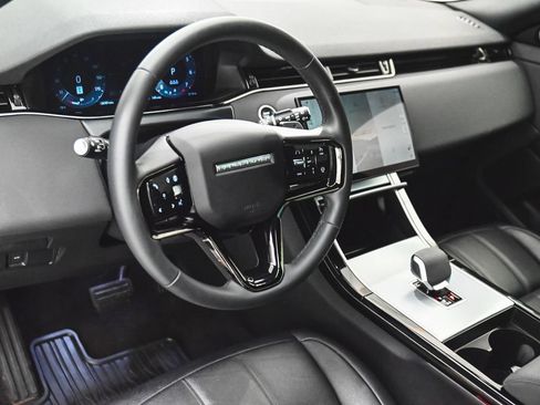 Used 2024 Land Rover Range Rover Evoque S AWD/4WD image 14
