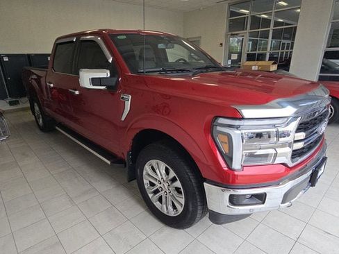 Used 2025 Ford F150 Lariat w/ Equipment Group 502A High AWD/4WD image 3