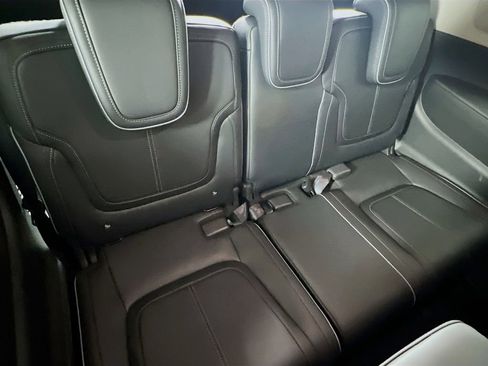 Used 2025 INFINITI QX80 Sensory AWD/4WD image 29