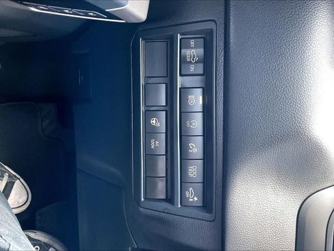 Used 2024 Toyota Tundra Limited AWD/4WD image 34