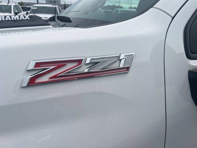 Used 2022 Chevrolet Silverado 2500 LTZ w/ Gooseneck/5TH Wheel Package AWD/4WD image 11