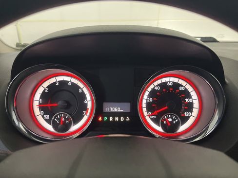 Used 2018 Dodge Grand Caravan SE FWD image 56