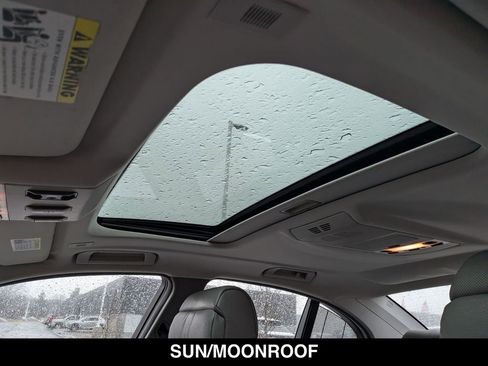 Used 2006 BMW 750i image 2