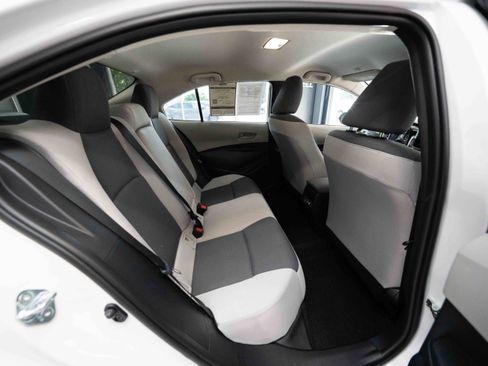 Used 2025 Toyota Corolla LE w/ LE Premium Package FWD image 24