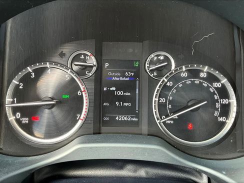 Used 2022 Lexus GX 460 Premium image 25