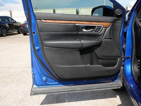 Used 2020 Honda CR-V Touring image 17