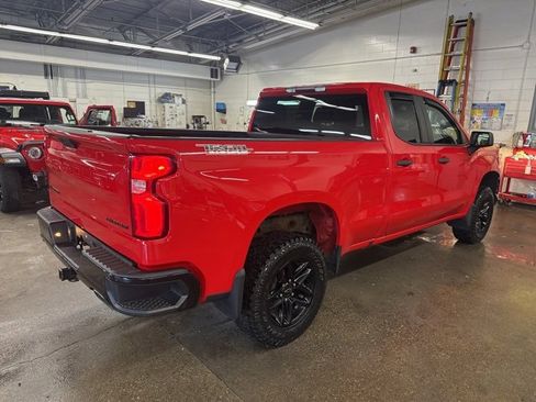 Used 2020 Chevrolet Silverado 1500 Custom Trail Boss w/ Custom Convenience Package image 6