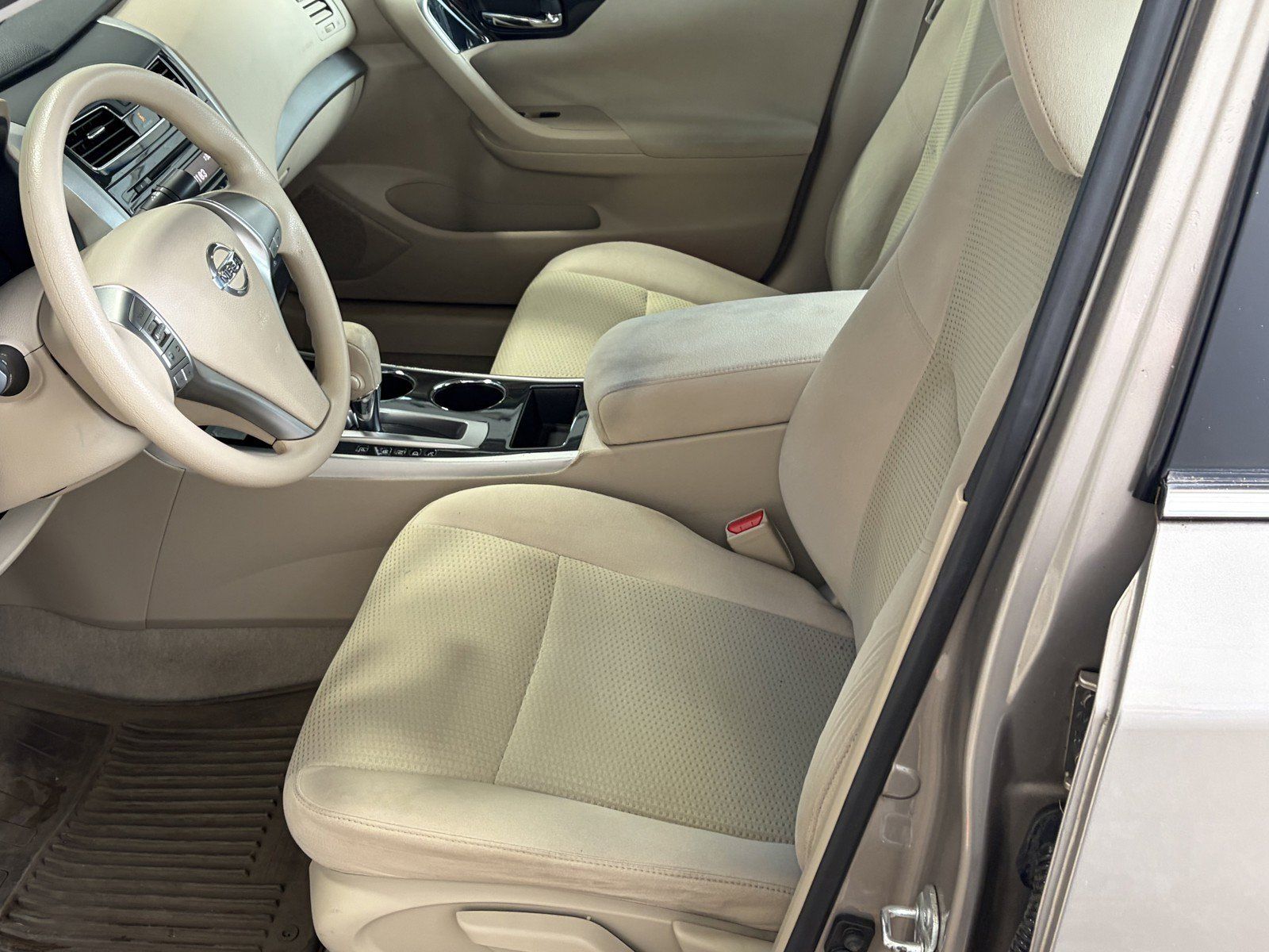 Used 2014 Nissan Altima 2.5 FWD image 21