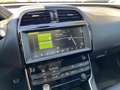 Used 2019 Jaguar XE image 46