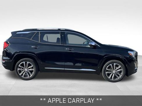 Used 2020 GMC Terrain Denali w/ Denali Premium Package image 8