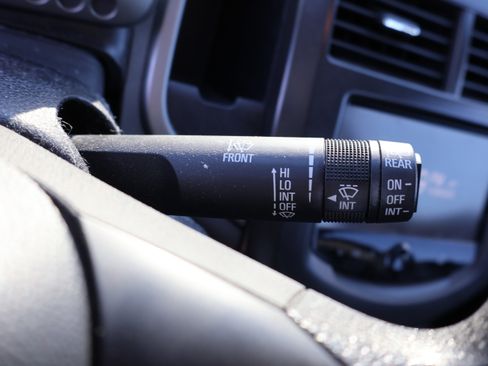 Used 2014 Chevrolet Sonic LT image 35