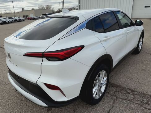 New 2026 Buick Envista Preferred image 8