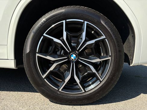 Used 2024 BMW X3 xDrive30i w/ M Sport Package AWD/4WD image 42