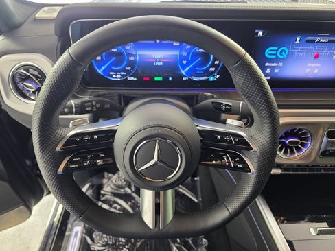 Certified 2025 Mercedes-Benz G 580 w/ Manufactur Interior Package image 18