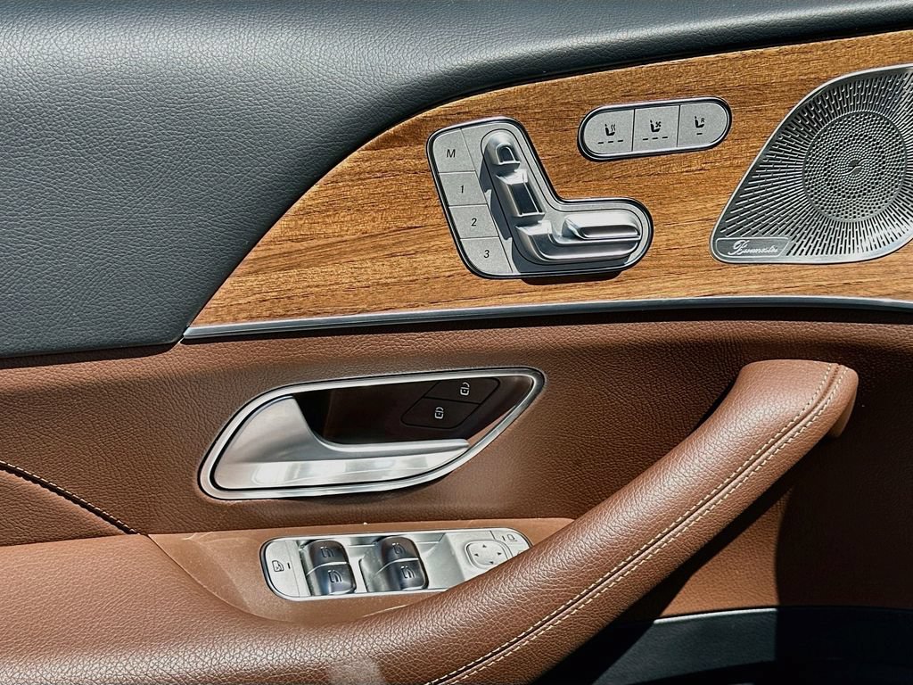 Certified 2025 Mercedes-Benz GLE 350 4MATIC image 18