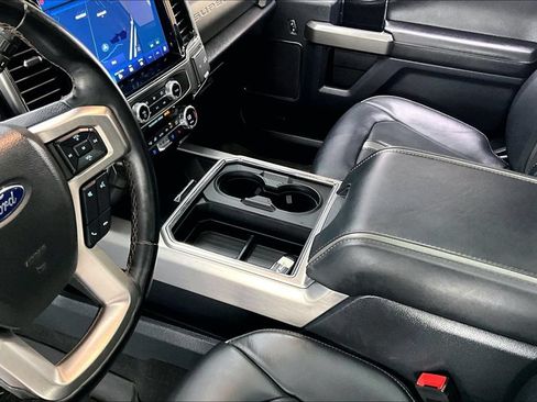 Used 2022 Ford F250 Platinum AWD/4WD image 18