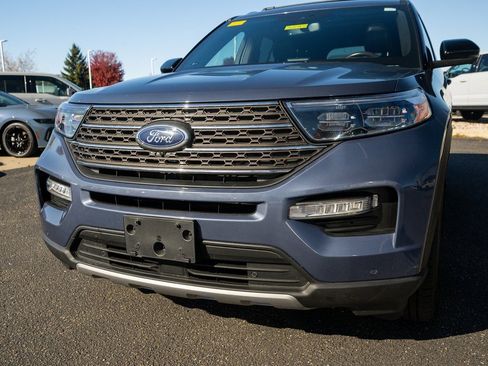 Certified 2021 Ford Explorer King Ranch w/ Premium Technology Package image 11