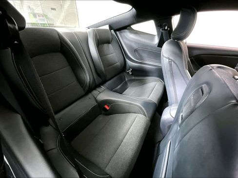 Used 2024 Ford Mustang Coupe image 27