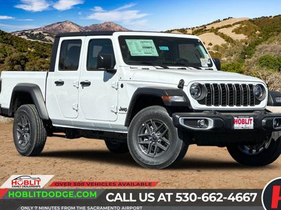 New 2025 Jeep Gladiator Sport