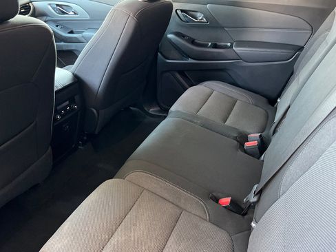 Certified 2023 Chevrolet Traverse LT image 12