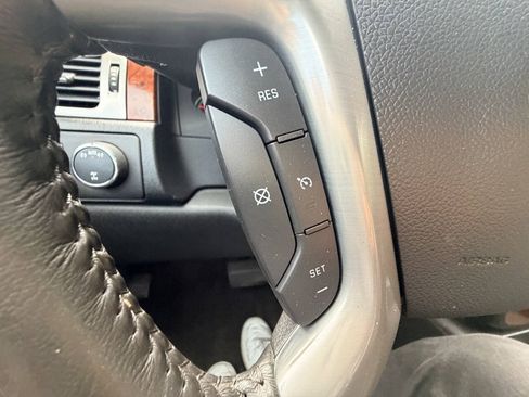 Used 2013 Chevrolet Tahoe LT AWD/4WD image 7
