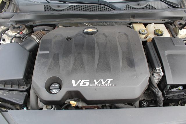Used 2015 Chevrolet Impala LT w/ Convenience Package FWD image 30