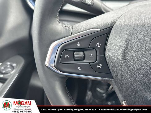 Used 2025 Chevrolet Trax LT w/ LT Convenience Package FWD image 22