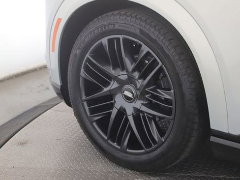 Used 2025 Cadillac Escalade IQ Sport 2 w/ LPO, ONYX Package image 13