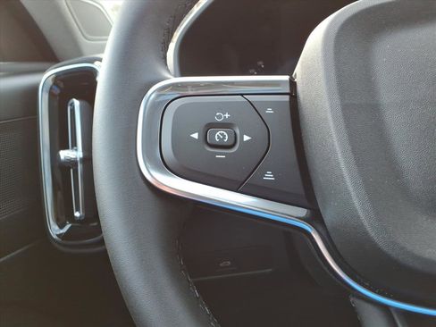 New 2026 Volvo XC40 B5 Core w/ Protection Package Premier image 12