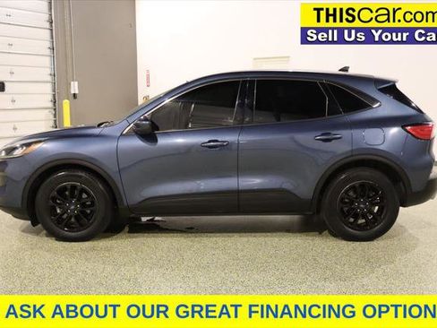 Used 2020 Ford Escape SE image 4