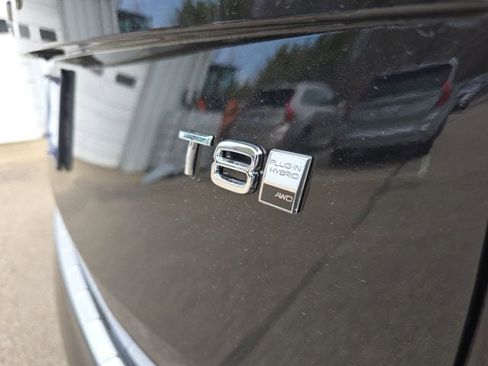 New 2026 Volvo XC90 T8 Ultra w/ Protection Package Premier image 12