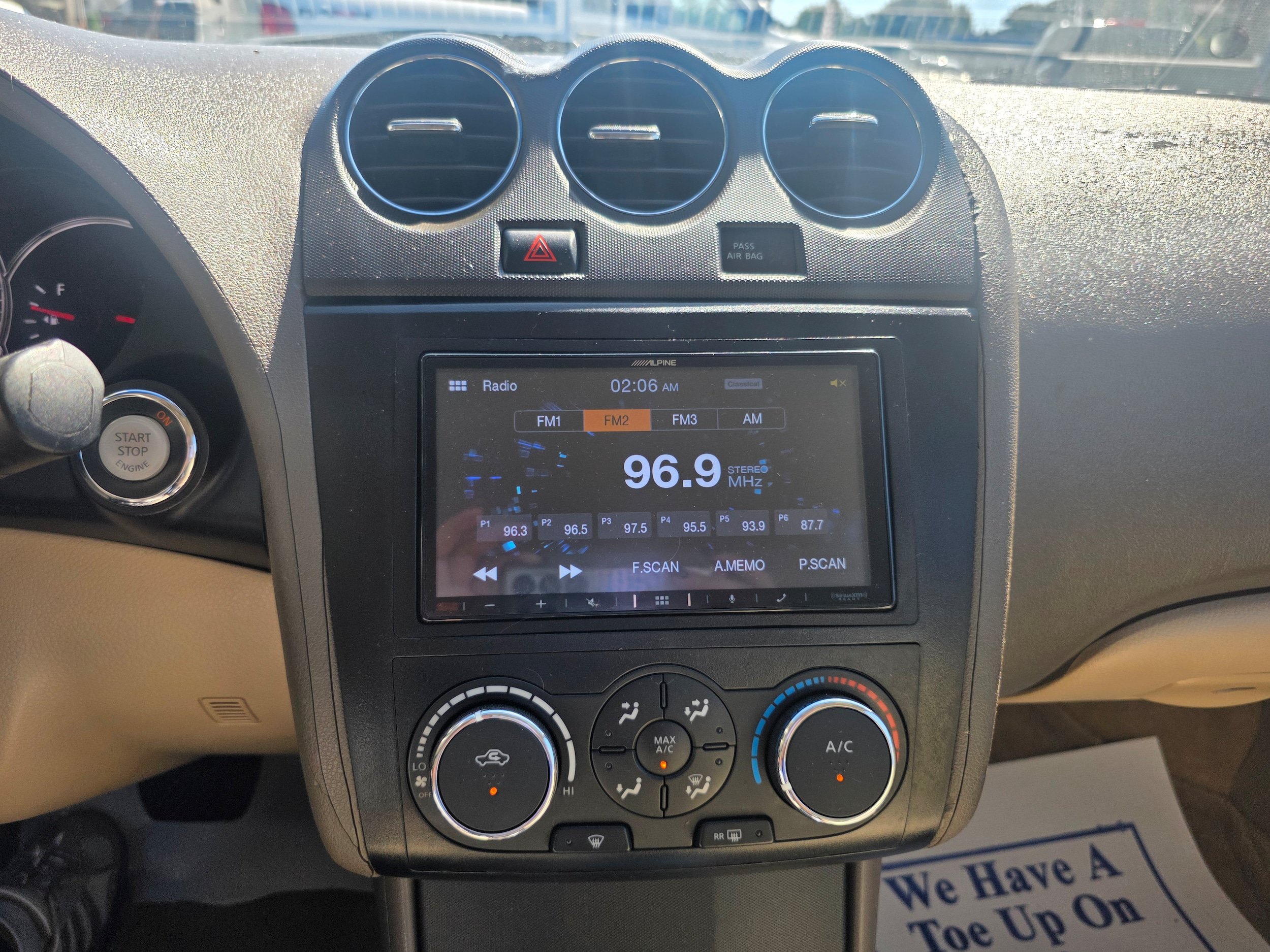Used 2011 Nissan Altima 2.5 S w/ Special Edition Pkg FWD image 12