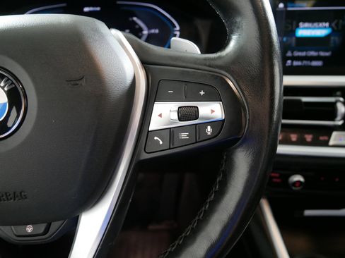 Used 2021 BMW 330e xDrive w/ Convenience Package image 28