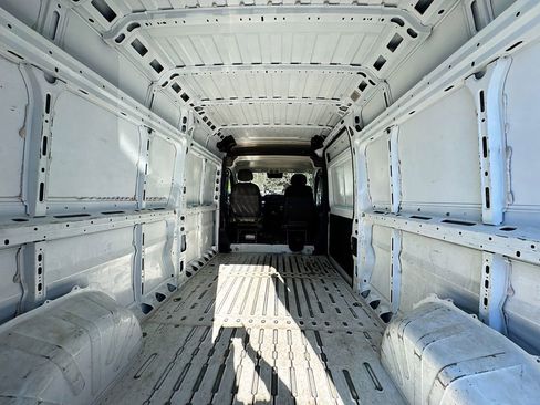 Used 2023 RAM ProMaster 3500 FWD image 9