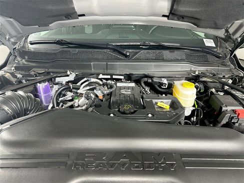 New 2026 RAM 2500 Limited image 18