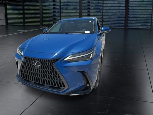 Certified 2025 Lexus NX 250 FWD w/ Accessory Package (K3) image 3
